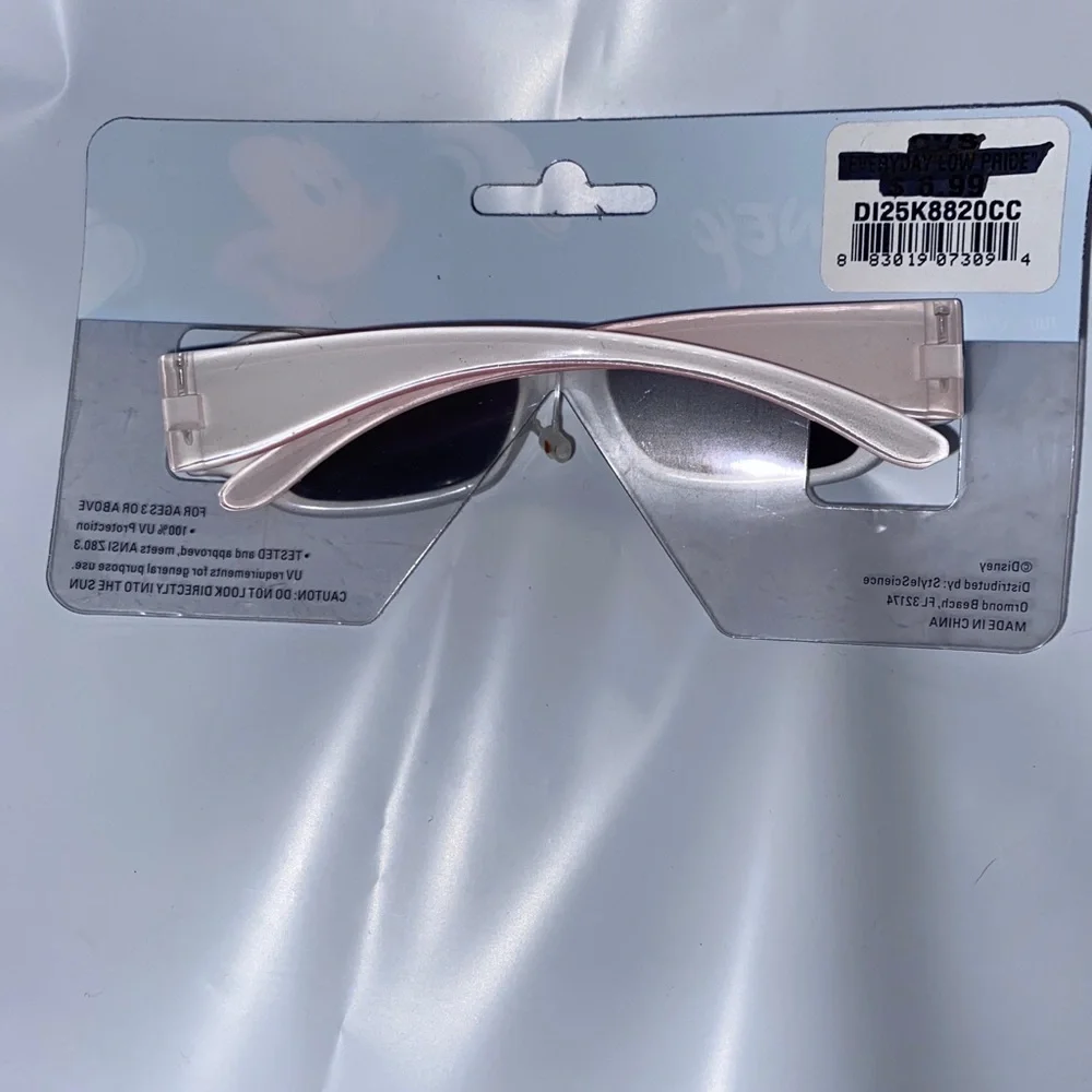 NWT Disney Minnie Mouse Children’s Sunglasses